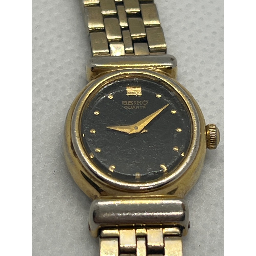 Vintage Seiko Quartz Gold Tone Ladies‎ Watch Black Dial 2Y00-5B59